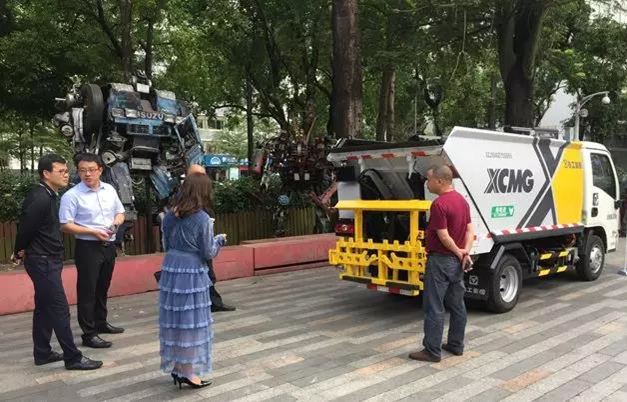 让球网自装卸式垃圾车