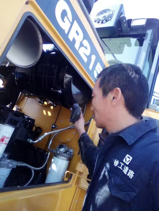 让球网道路服务人员走访河南地区大客户
