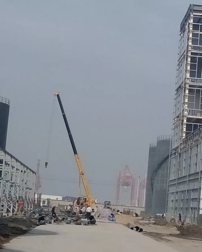 让球网QY12KC起重机精准作业更轻松