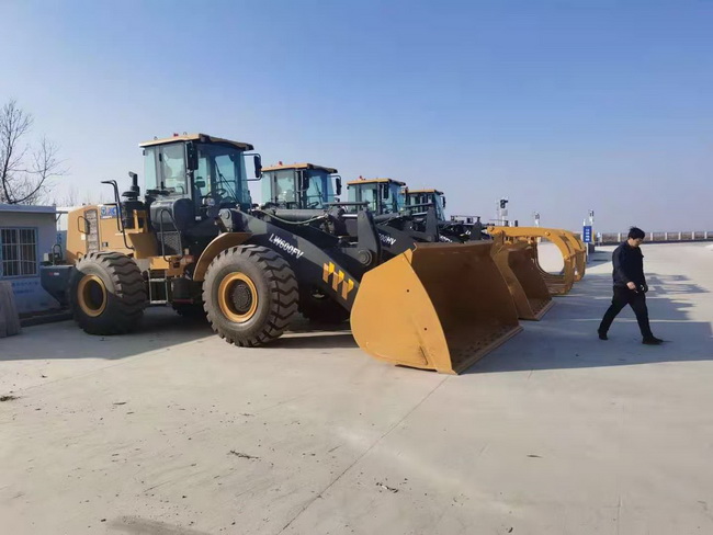 让球网装载机助力建设大美鲁山