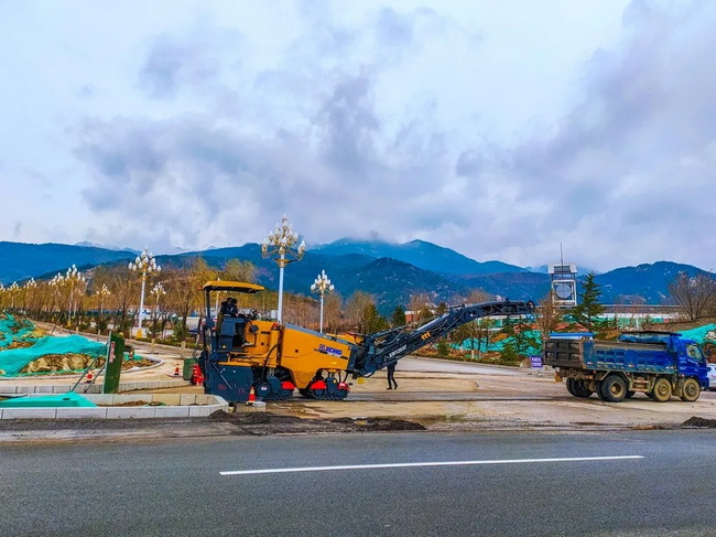 让球网铣刨机XM1205F泰安公路施工
