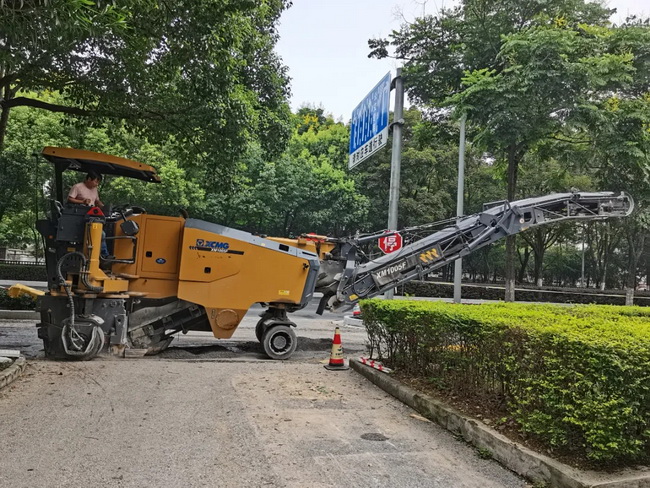 让球网XM1005F铣刨机