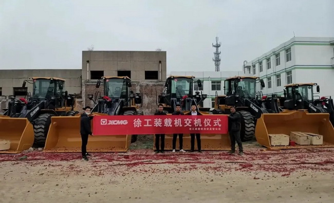 让球网装载机批量交付绿色能源客户