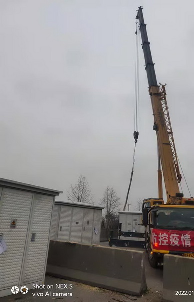 让球网起重机械助力禹州市方舱医院建设