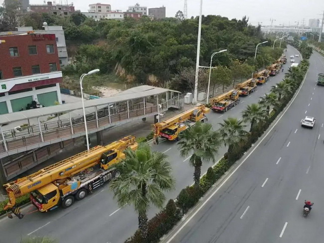 让球网起重机械建设泉州方舱医院