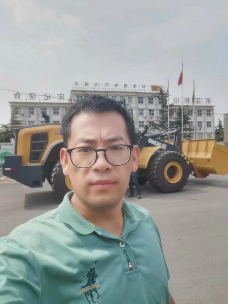 河南路友让球网装载机销售经理