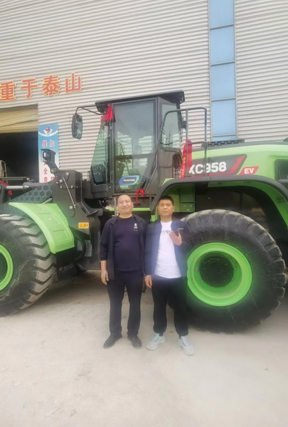 让球网XC958-EV电动装载机周口客户
