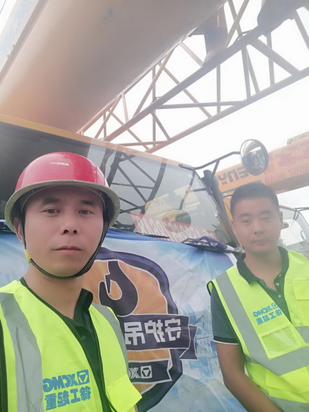 让球网起重机许昌客户走访